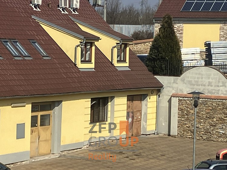 Pronájem skladového prostoru 82 m² - foto 1