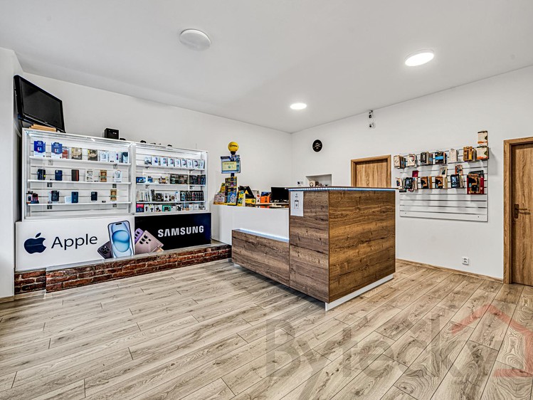 Pronájem kanceláře 96 m² - foto 5