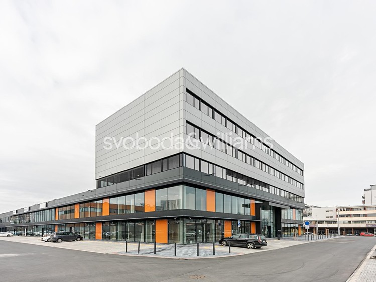 Pronájem kanceláře 199 m² - foto 2