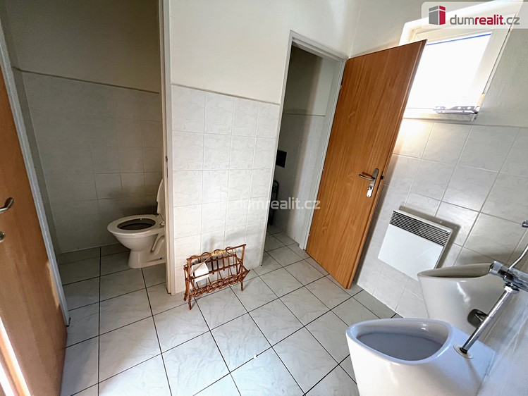 Pronájem obchodního prostoru 33 m² - foto 6