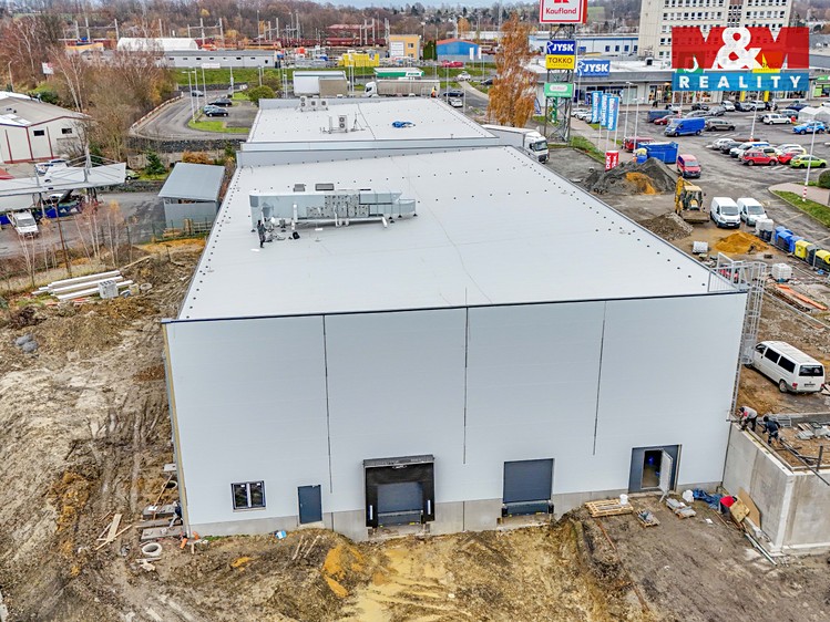 Pronájem výrobní haly, prostoru 2 200 m² - foto 5