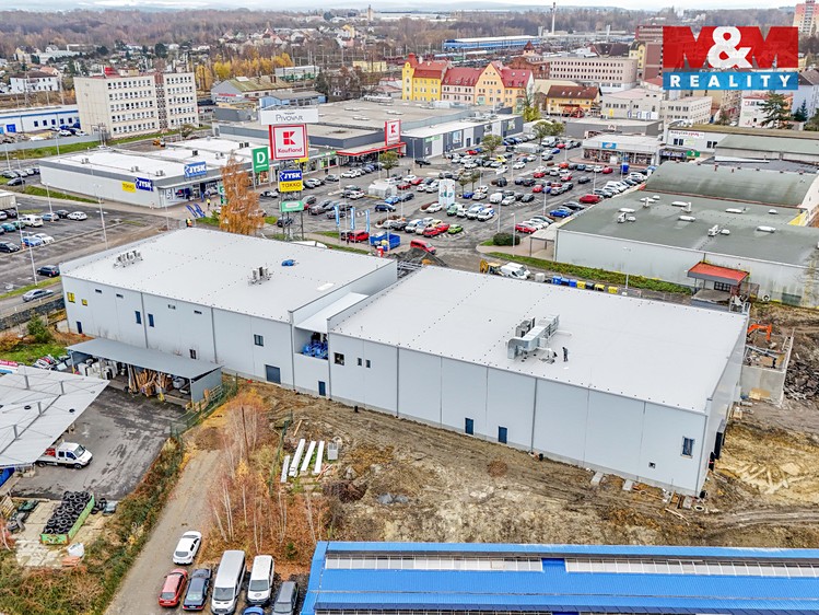 Pronájem výrobní haly, prostoru 2 200 m² - foto 8