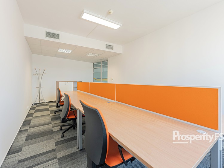Pronájem kanceláře 28 m² - foto 5