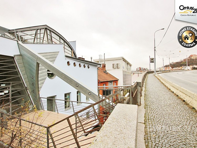 Pronájem kanceláře 17 m² - foto 2