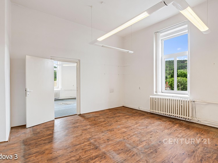 Pronájem kanceláře 635 m² - foto 8