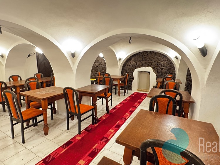 Pronájem restaurace 200 m² - foto 1