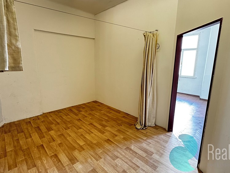 Pronájem kanceláře 200 m² - foto 5