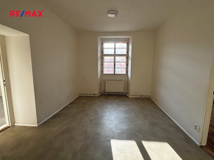 Pronájem kanceláře 51 m² - foto 4