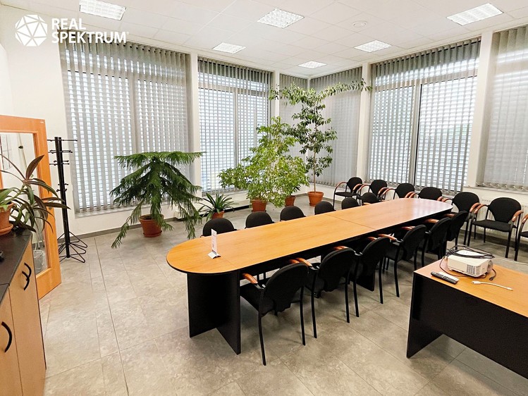 Pronájem kanceláře 684 m² - foto 5