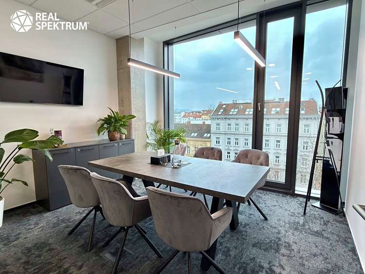 Pronájem kanceláře 220 m² - foto 1