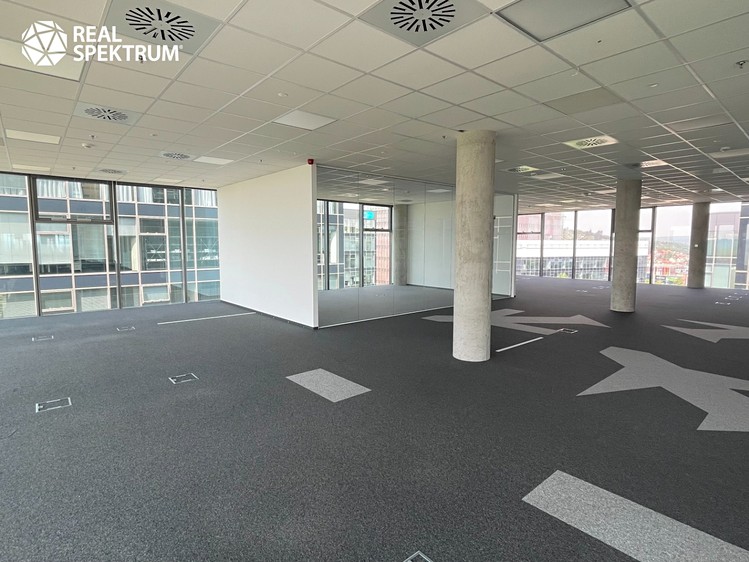 Pronájem kanceláře 1 363 m² - foto 6