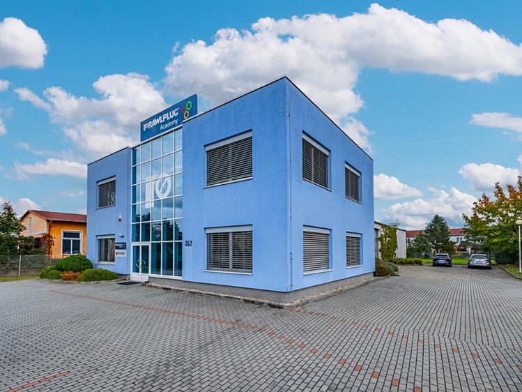 Pronájem kanceláře 69 m² - foto 2