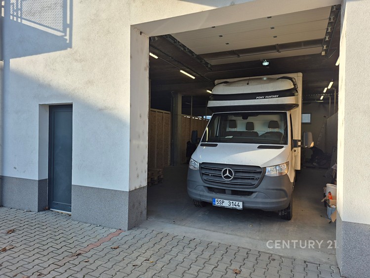 Pronájem skladového prostoru 102 m² - foto 4