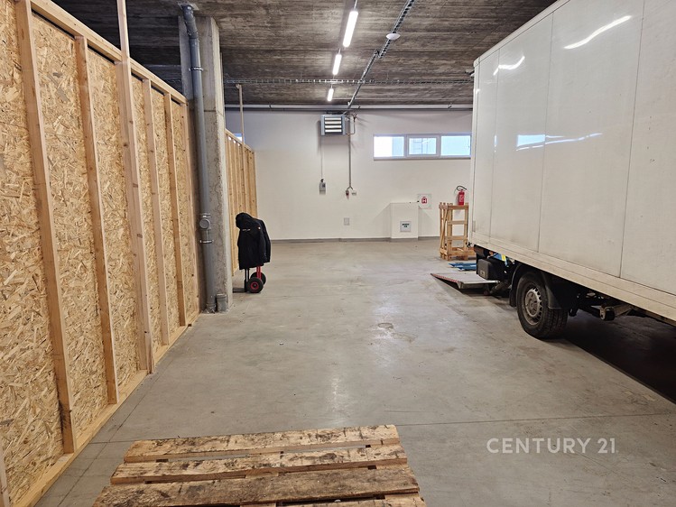 Pronájem skladového prostoru 102 m² - foto 3
