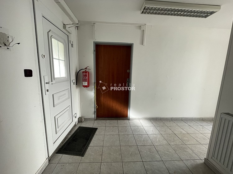 Pronájem skladového prostoru 43 m² - foto 7