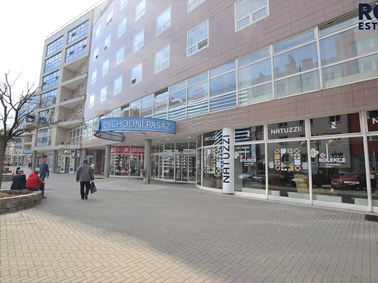 Pronájem kanceláře 38 m² - foto 2