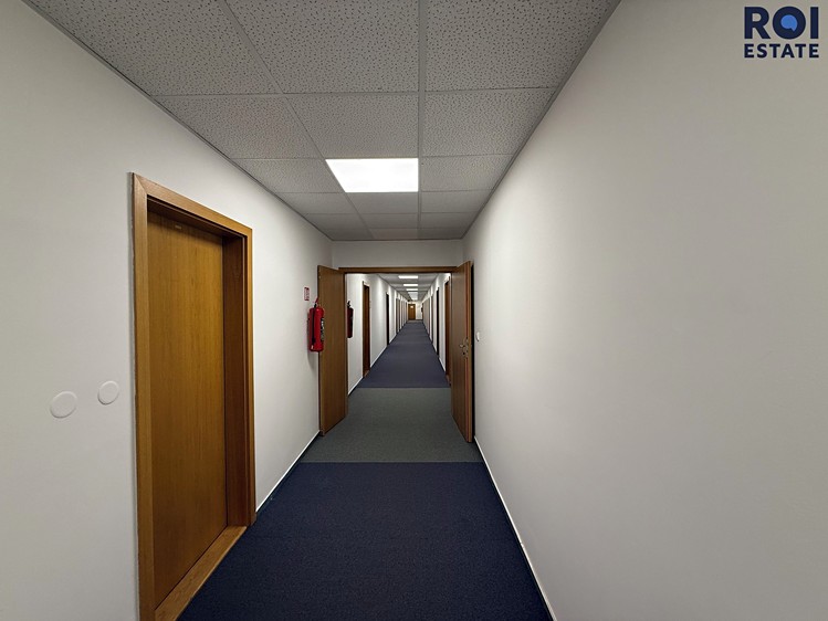 Pronájem kanceláře 38 m² - foto 6