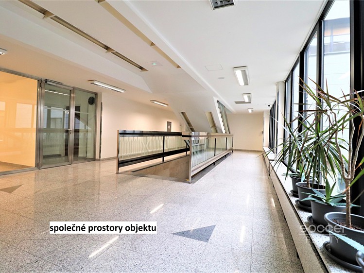 Pronájem skladového prostoru 35 m² - foto 8
