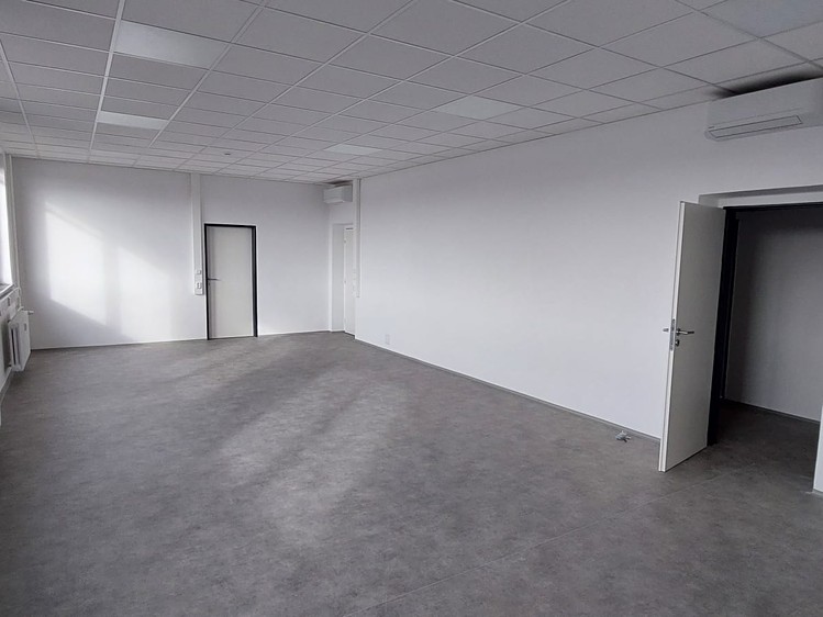 Pronájem kanceláře 223 m² - foto 7