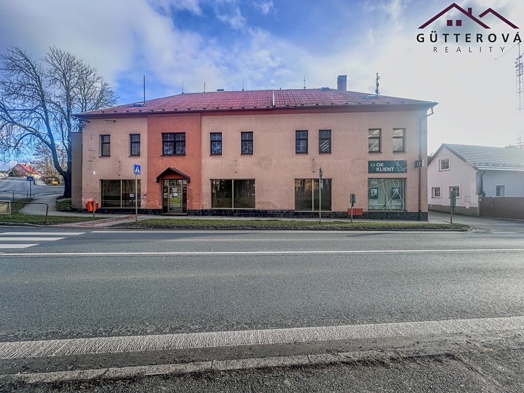 Pronájem kanceláře 172 m² - foto 1