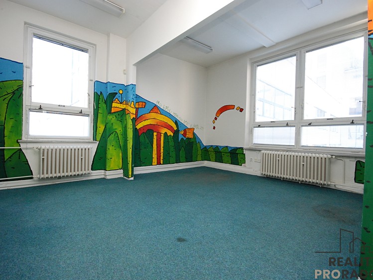 Pronájem obchodního prostoru 150 m² - foto 4