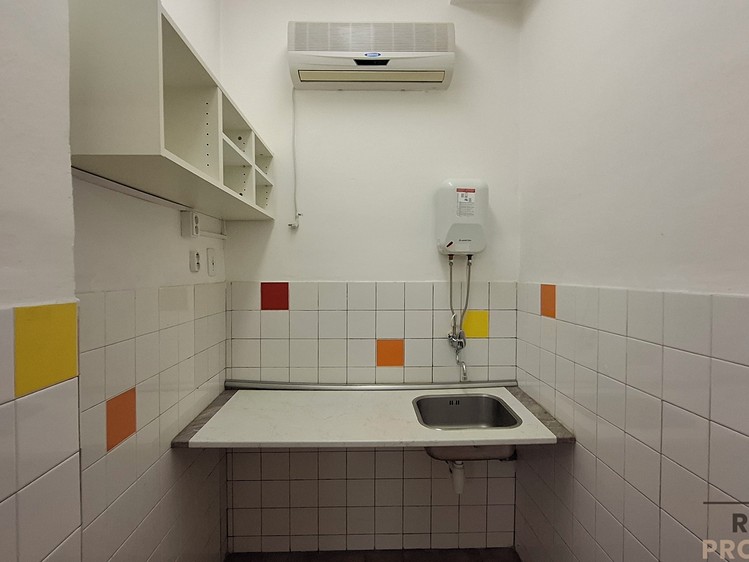 Pronájem obchodního prostoru 150 m² - foto 7