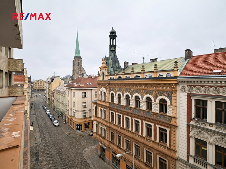 Pronájem kanceláře 66 m² - foto 1