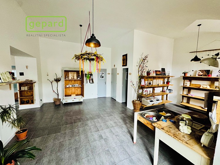 Pronájem obchodního prostoru 106 m² - foto 3