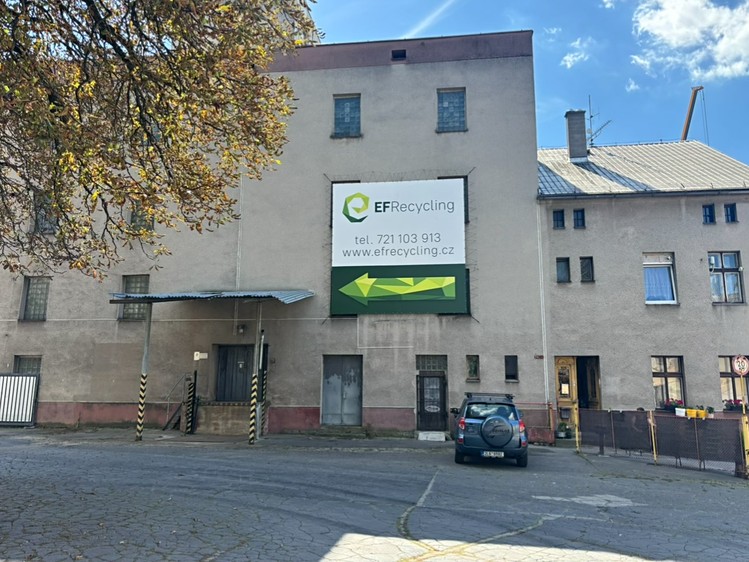 Pronájem skladového prostoru 215 m² - foto 2