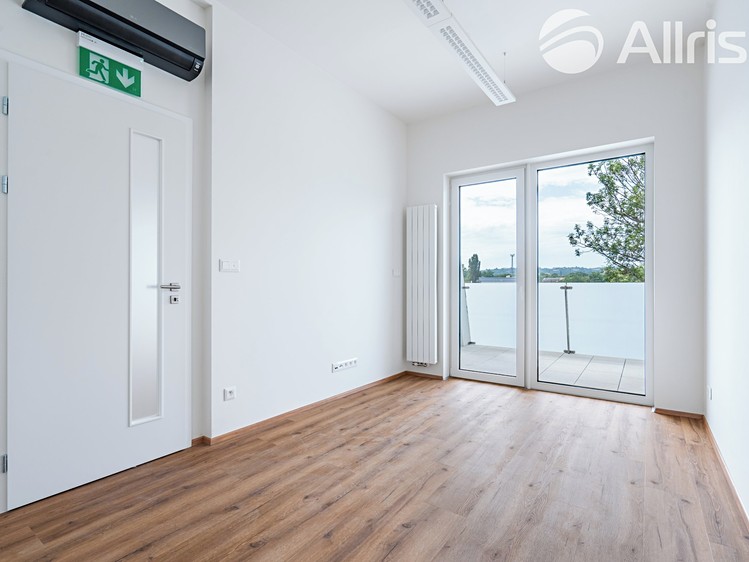 Pronájem obchodního prostoru 72 m² - foto 6