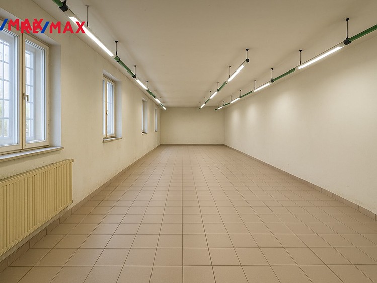 Pronájem obchodního prostoru 79 m² - foto 3