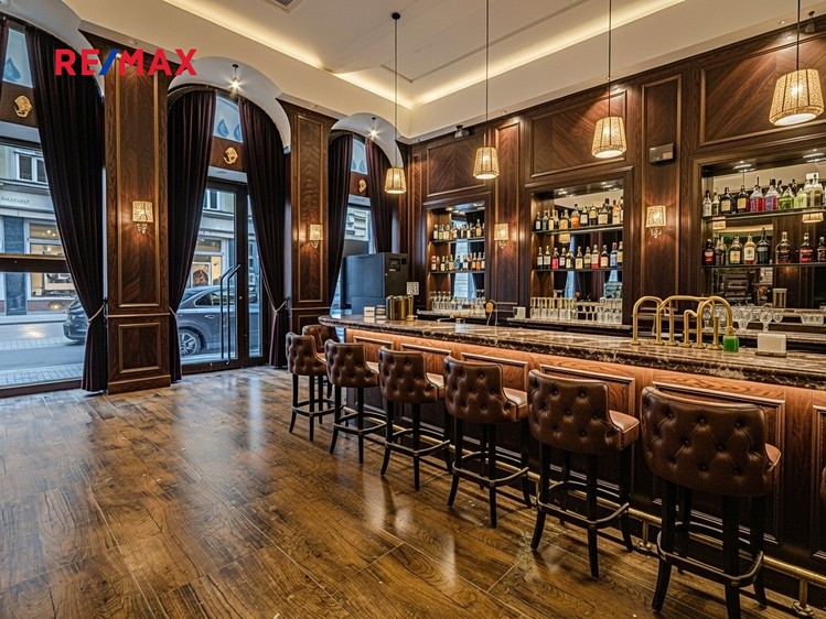 Pronájem restaurace 181 m² - foto 1
