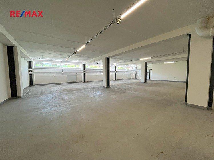 Pronájem skladového prostoru 436 m² - foto 1