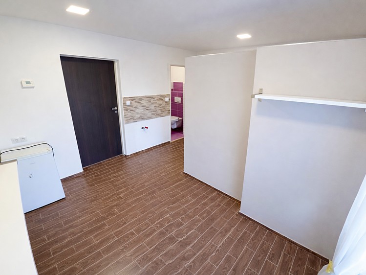 Pronájem komerční nemovitosti 15 m² - foto 5