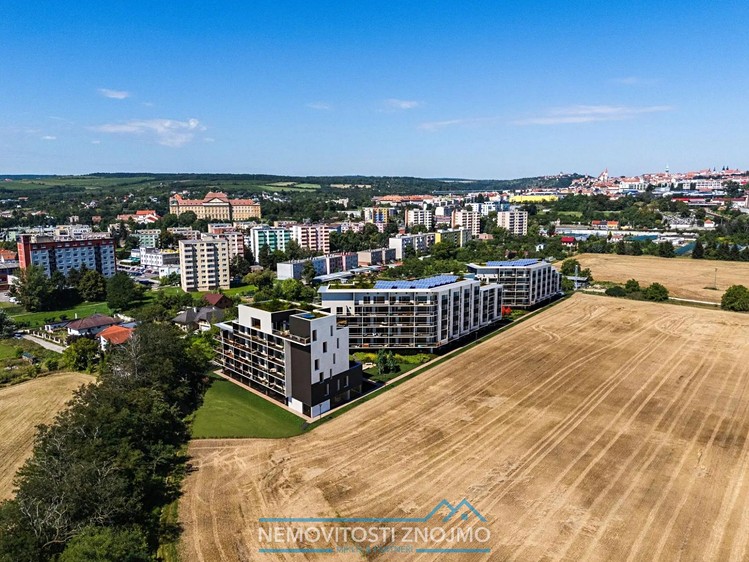 Prodej garážového stání 15 m² - foto 4