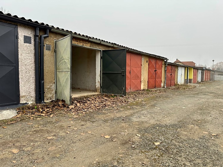 Prodej garáže 20 m² - foto 8