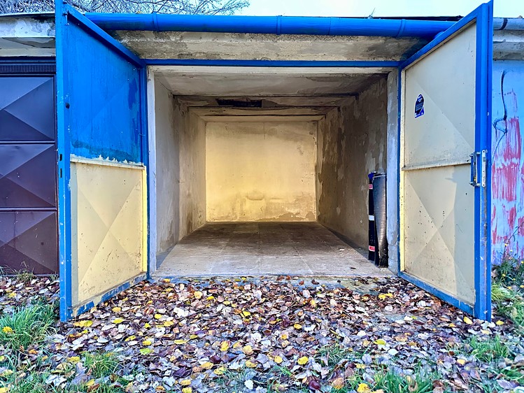 Prodej garáže 18 m² - foto 1