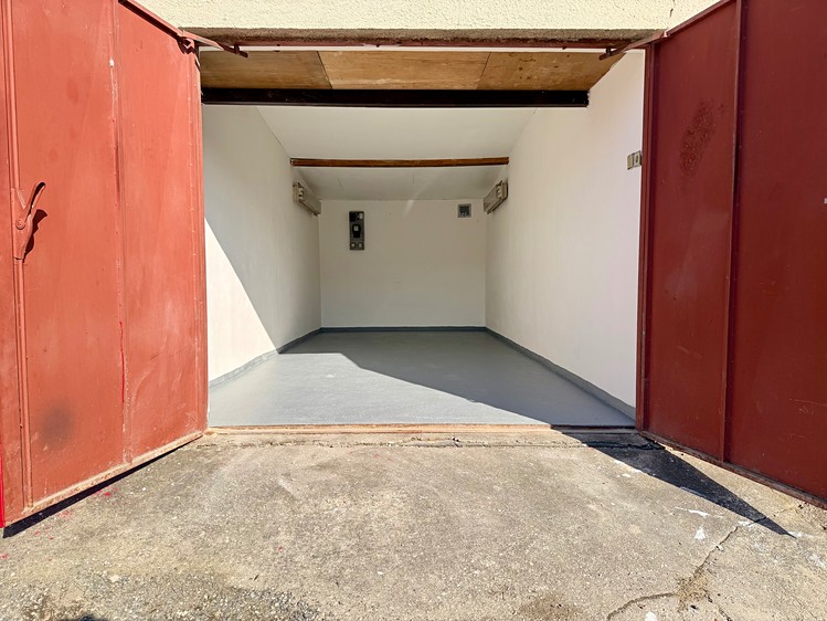 Prodej garáže 20 m² - foto 1