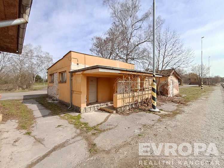 Prodej garáže 109 m² - foto 2