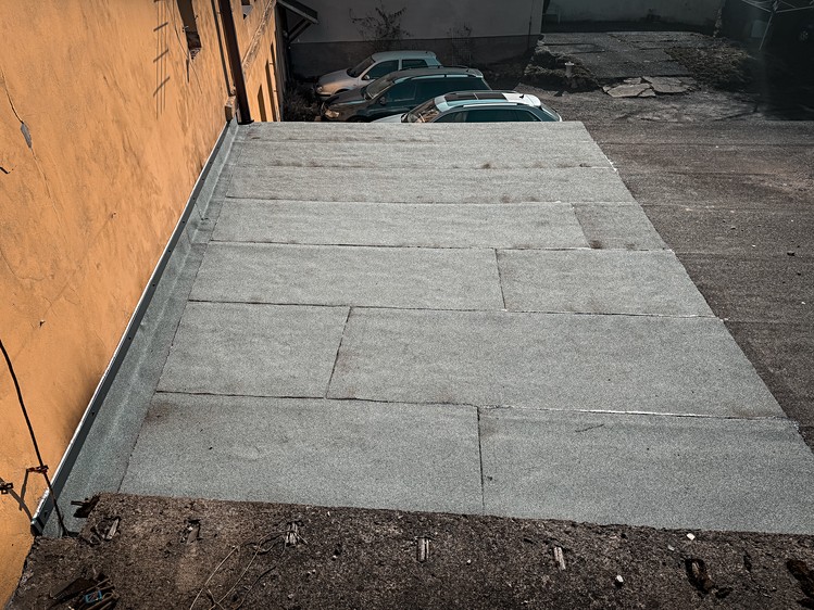 Prodej garáže 22 m² - foto 2