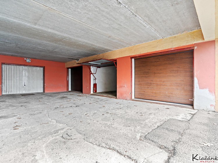 Prodej garáže 12 m² - foto 2