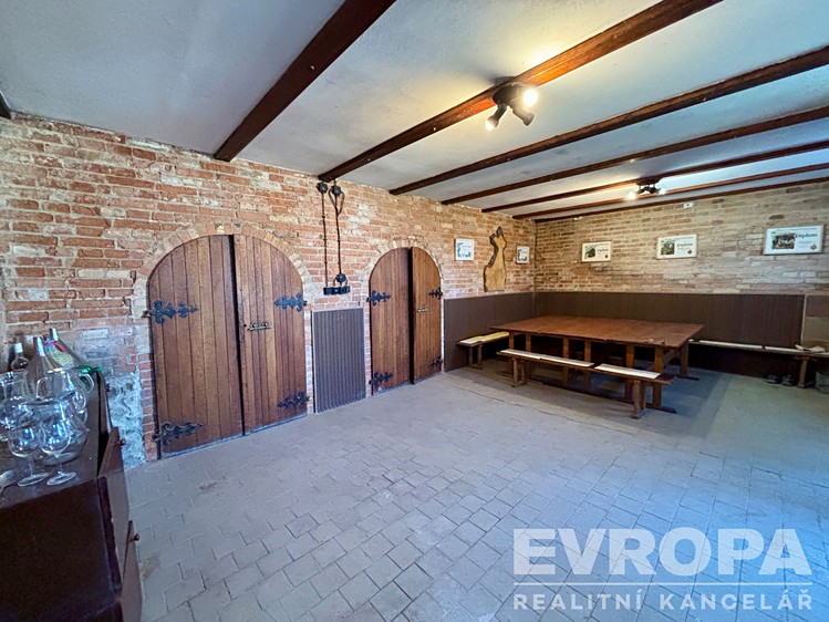 Prodej vinného sklepa 76 m² - foto 4