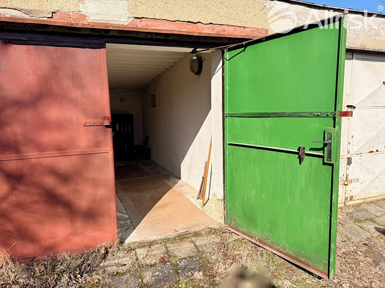 Prodej garáže 20 m² - foto 2
