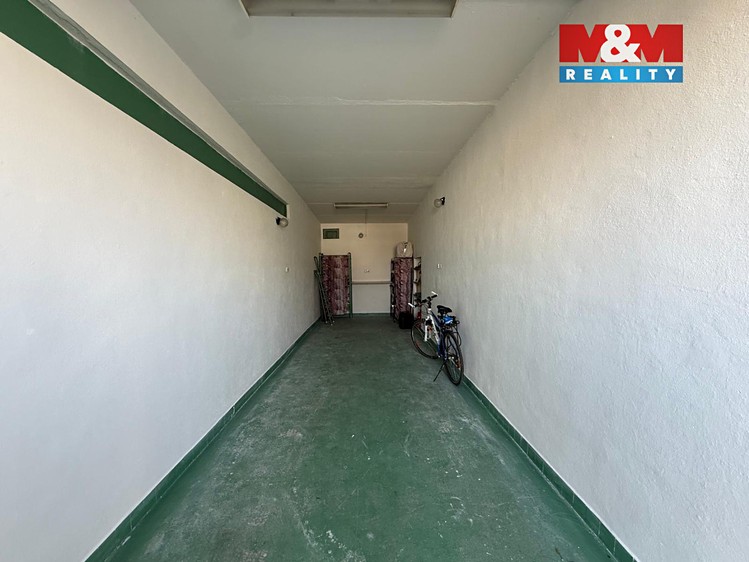 Prodej garáže 30 m² - foto 2