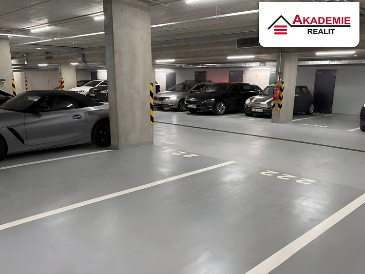 Prodej garážového stání 14 m² - foto 4