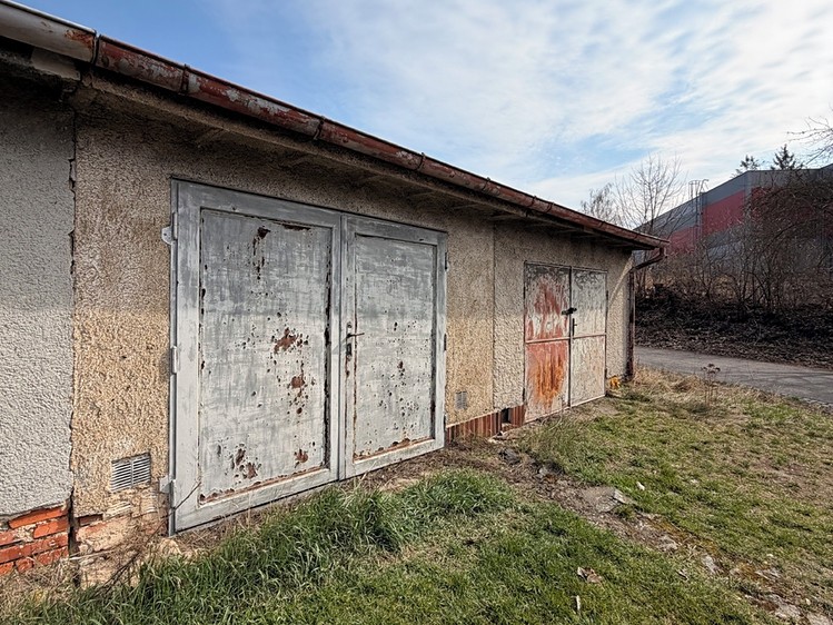 Prodej garáže 21 m² - foto 1