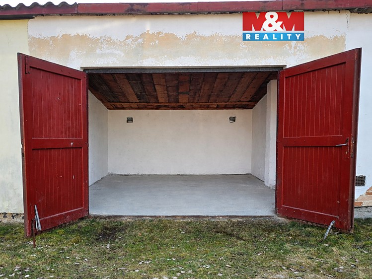 Prodej garáže 12 m² - foto 1