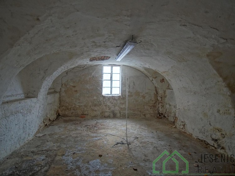 Prodej garáže 73 m² - foto 4