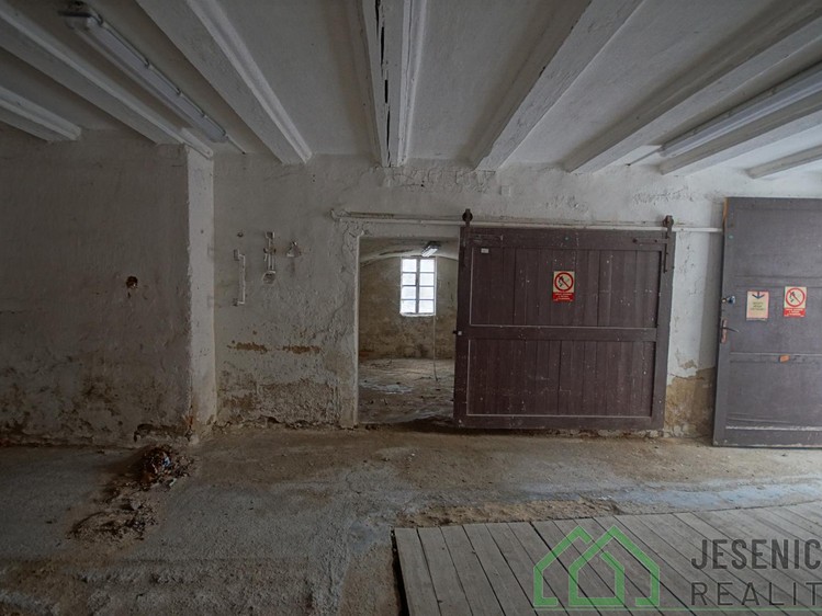 Prodej garáže 73 m² - foto 6