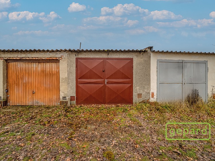 Prodej garáže 22 m² - foto 1